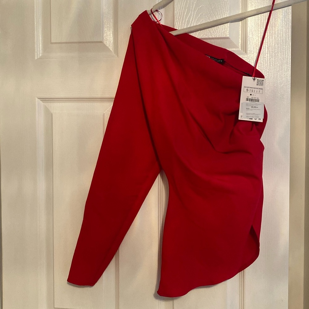 Zara asymmetric red top